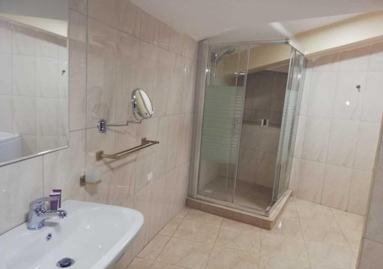 Shami Plaza Hotel Амман Екстер'єр фото